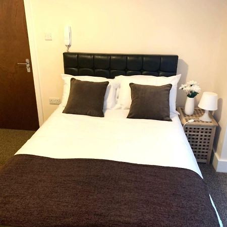 Serviced Accommodations 루턴 외부 사진