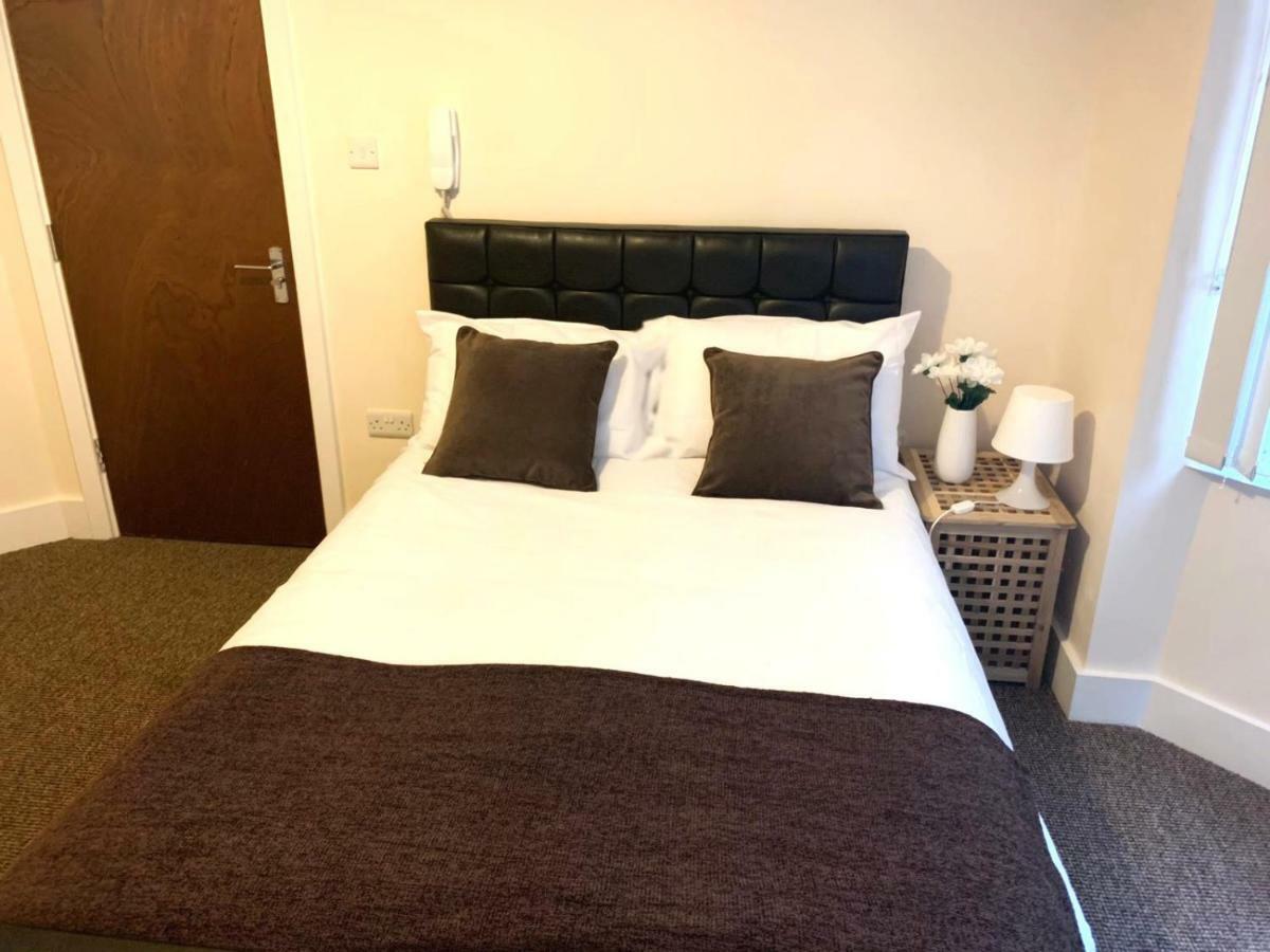 Serviced Accommodations 루턴 외부 사진